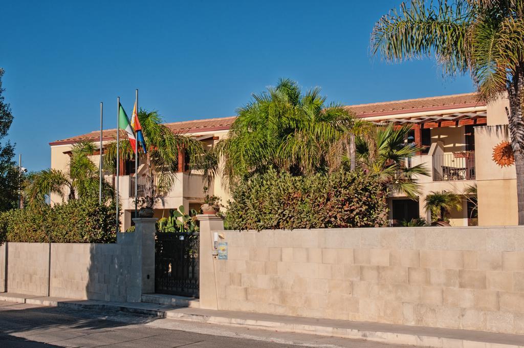 Residence Casa Del Mar Sicilia Marina di Modica Luaran gambar